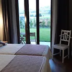 La Mediana Del Sella Lägenhetshotell Ribadesella