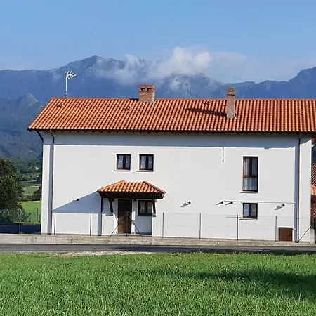 La Mediana Del Sella Lägenhetshotell Ribadesella
