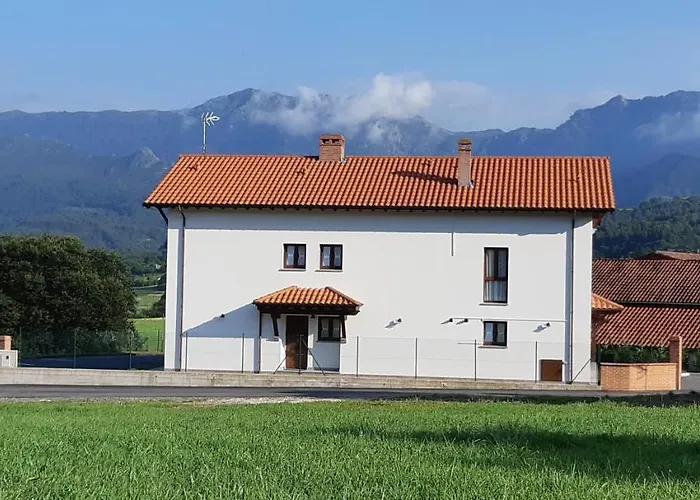 La Mediana Del Sella 아파트호텔 리바데세야